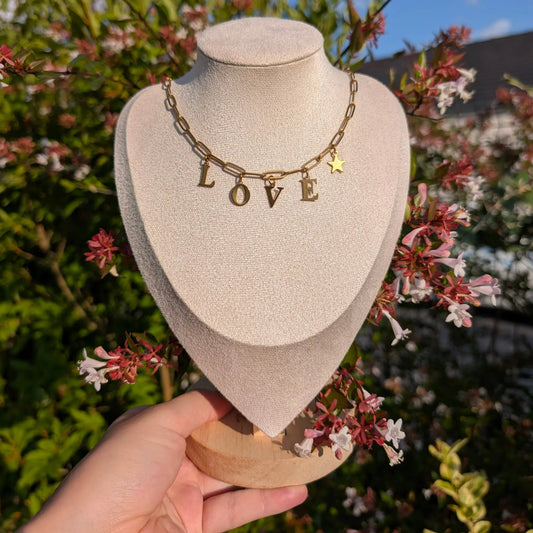 Collier Love